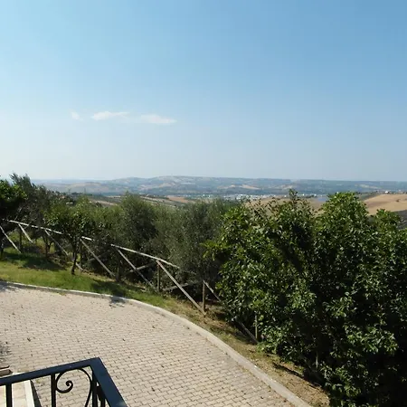 Agriturismo La Ruelle Lantgård *